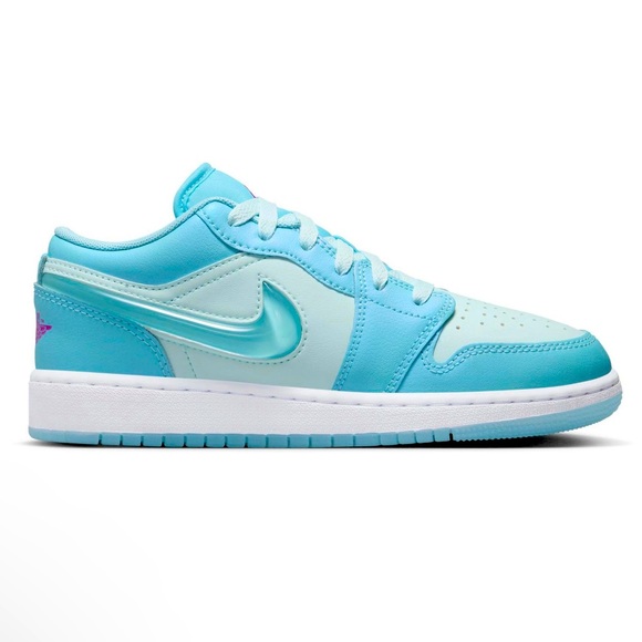 🩵 Nike Air Jordan 1 Low OG Aquarius Blue 🩵 - Picture 2 of 5